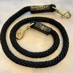 BONNE ET FILOU Luxury Braided Rope Leash Genuine Leather Brass Swivel Clip Premium Nylon Stylish Durable Walking Lead Made USA for Dogs (Color: Black w/ Black Leather Sleeve)